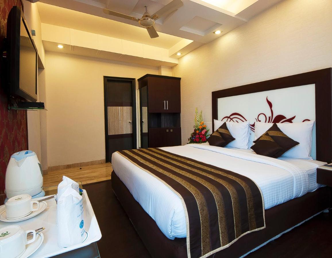 Pitrashish Grand And Premium Hotel Delhi  Luaran gambar