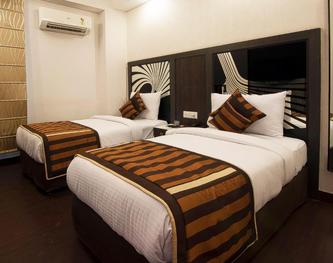 Pitrashish Grand And Premium Hotel Delhi  Luaran gambar
